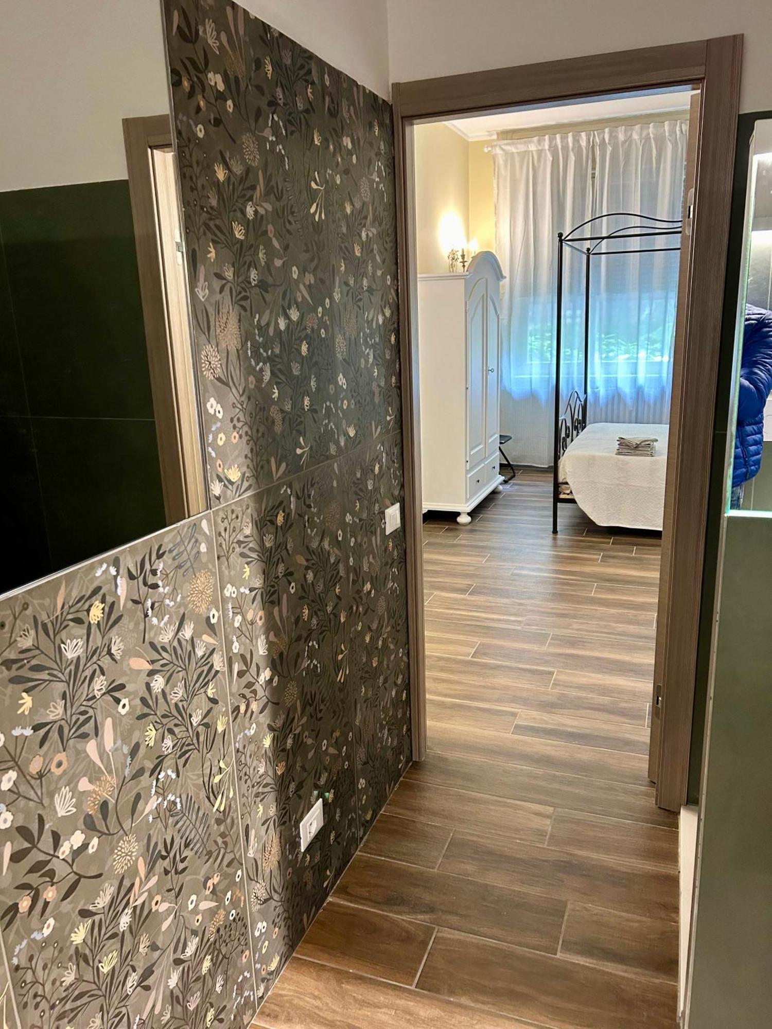 Domus Balla Tonale Guest house *